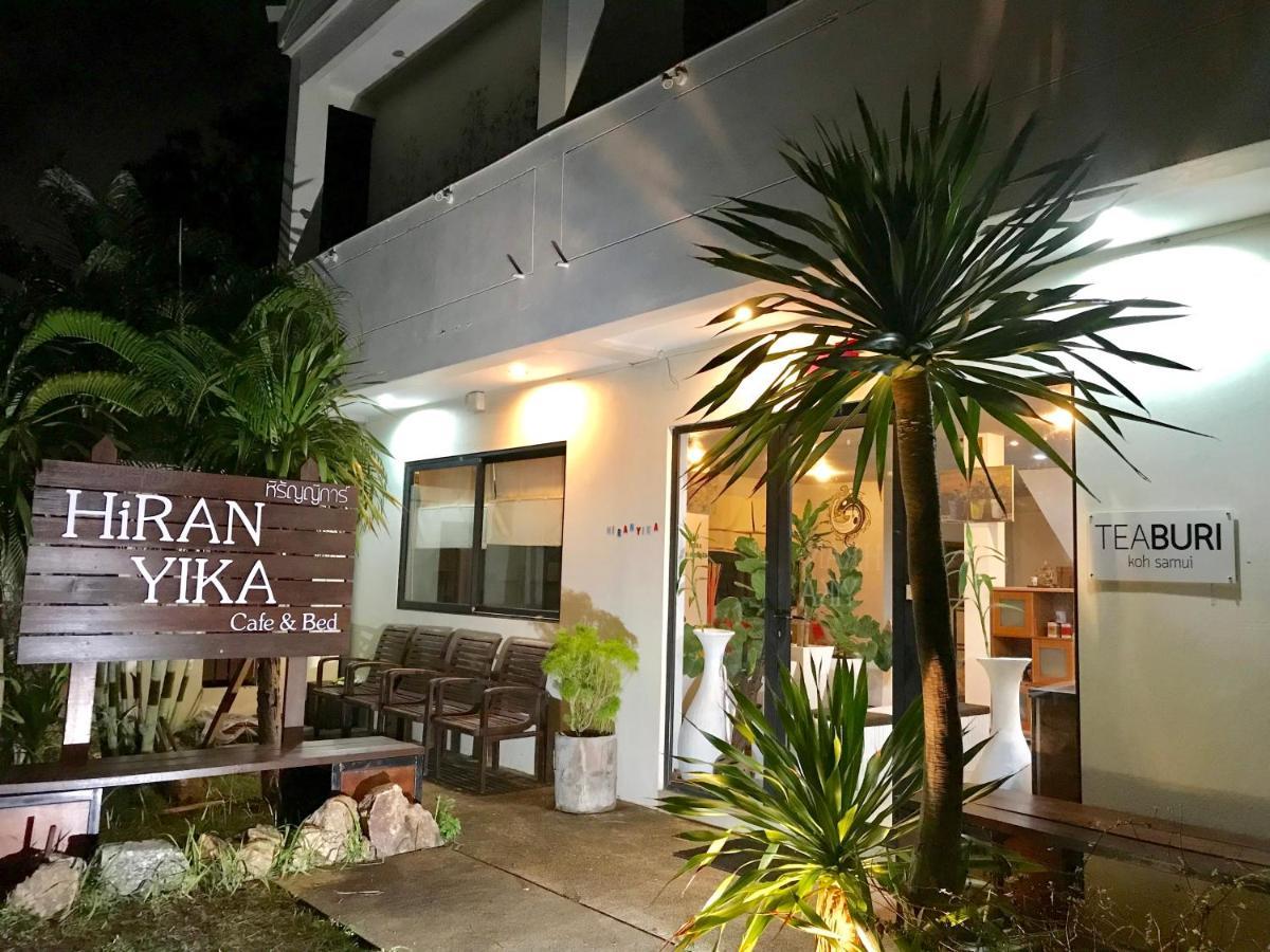 サムイ島 Hiranyika Cafe & Bedホステル エクステリア 写真